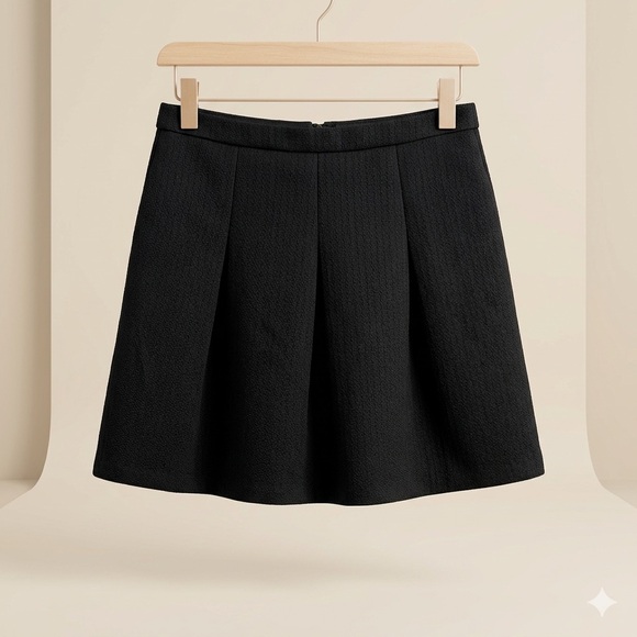 Madewell Dresses & Skirts - Madewell Textured A-Line Mini Skirt in Black - Size 2